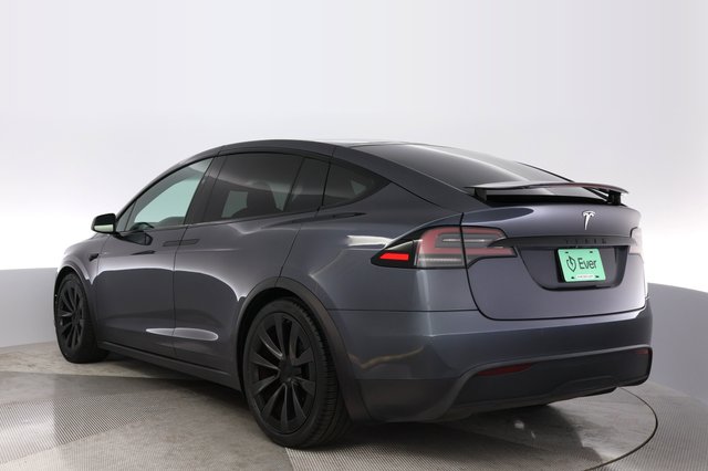 2023 Tesla Model X — photo 13 of 26