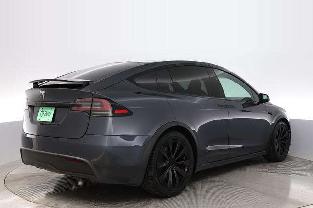 2023 Tesla Model X — photo 2 of 26