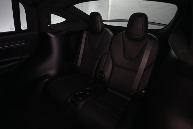 2023 Tesla Model X — photo 20 of 26