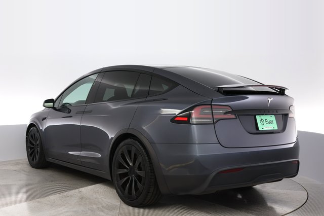 2023 Tesla Model X — photo 13 of 26