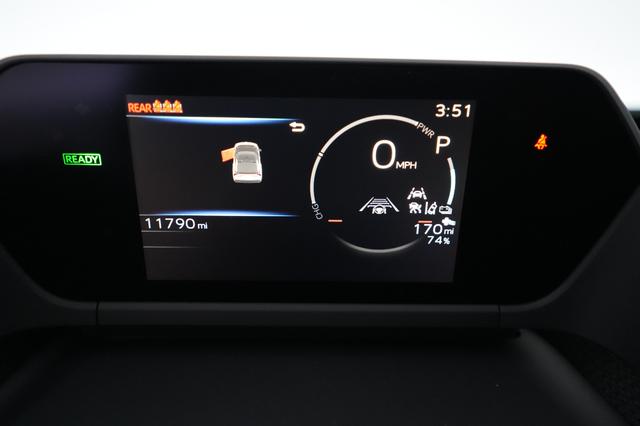 2024 Toyota bZ4X — photo 5 of 23