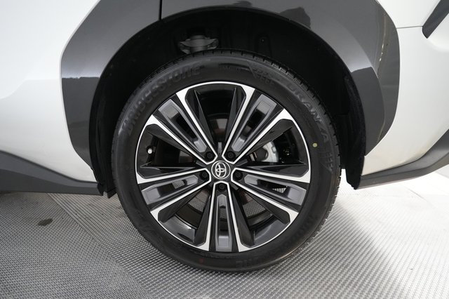 2024 Toyota bZ4X — photo 17 of 23