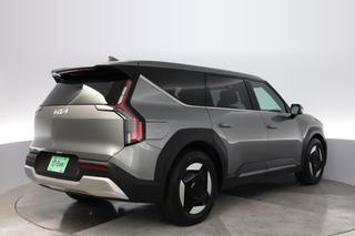 2024 Kia EV9 — photo 2 of 29