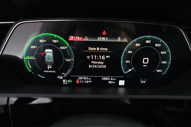 2024 Audi Q8 e-tron — photo 5 of 21