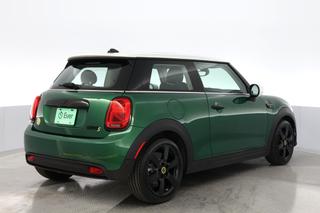 2024 MINI Cooper SE — photo 2 of 20
