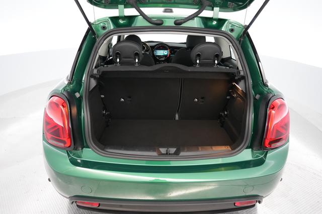 2024 MINI Cooper SE — photo 6 of 20