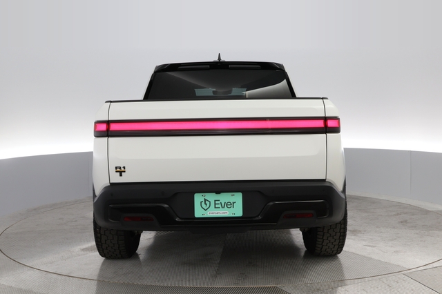 2022 Rivian R1T