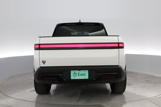 2022 Rivian R1T — photo 11 of 28