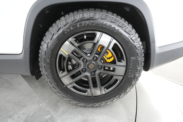 2022 Rivian R1T