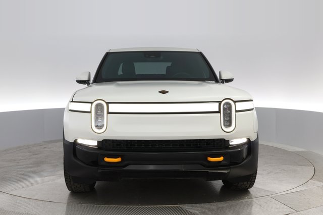 2022 Rivian R1T — photo 7 of 28