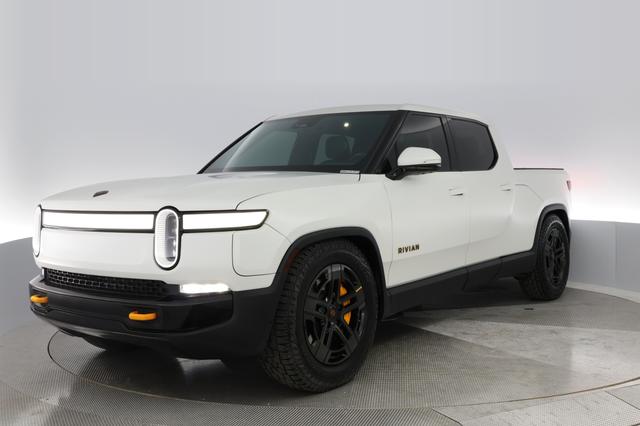 2022 Rivian R1T — VIN 7FCTGAAA7NN013130