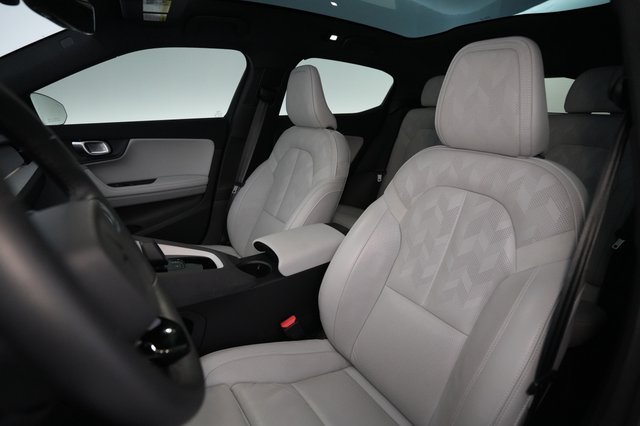 2024 Polestar 2 — photo 3 of 23