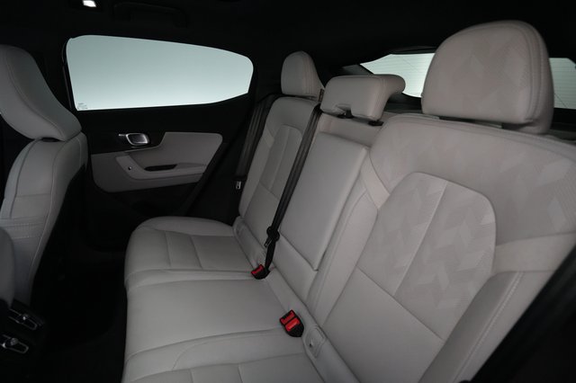 2024 Polestar 2 — photo 19 of 23