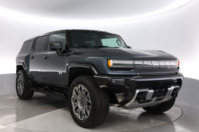 2025 GMC Hummer EV SUV — photo 10 of 21
