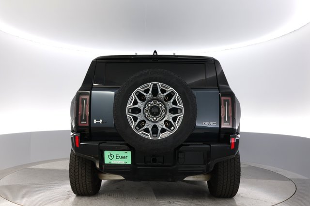 2025 GMC Hummer EV SUV — photo 12 of 21