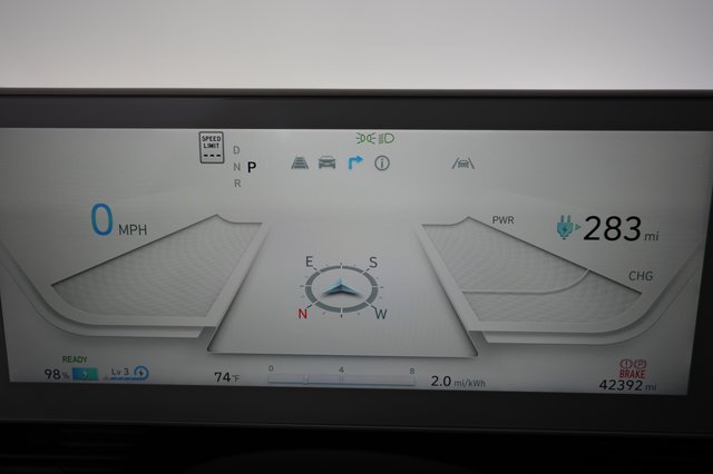 2023 Hyundai IONIQ 5 — photo 5 of 24