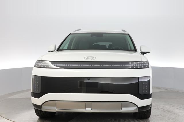 2026 Hyundai IONIQ 5 — photo 9 of 23
