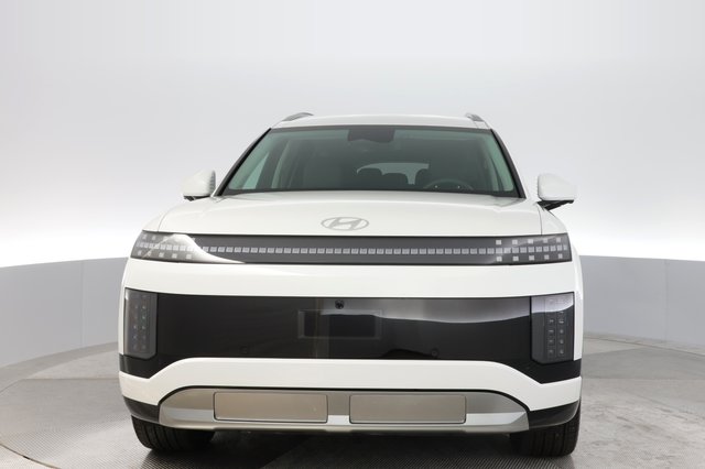 2026 Hyundai IONIQ 5 — photo 9 of 23