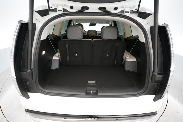 2026 Hyundai IONIQ 5 — photo 6 of 23