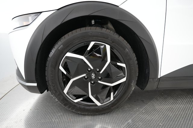 2024 Hyundai IONIQ 5 — photo 14 of 21