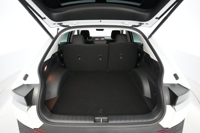2024 Hyundai IONIQ 5 — photo 6 of 21