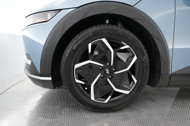 2024 Hyundai IONIQ 5 — photo 16 of 21