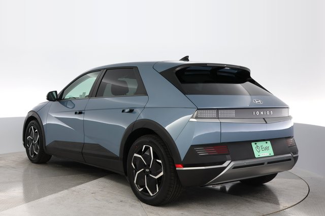 2024 Hyundai IONIQ 5 — photo 13 of 21