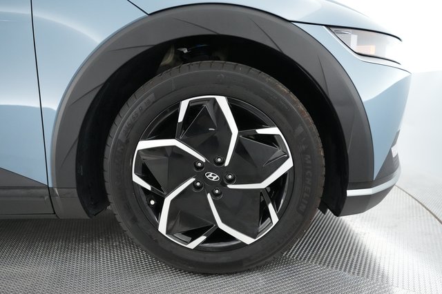 2024 Hyundai IONIQ 5 — photo 15 of 21
