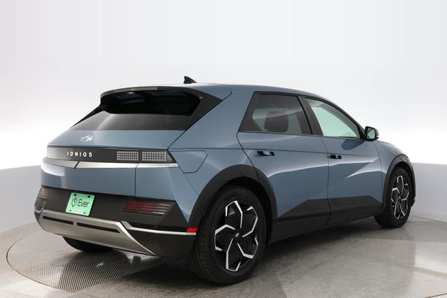 2024 Hyundai IONIQ 5 — photo 2 of 21