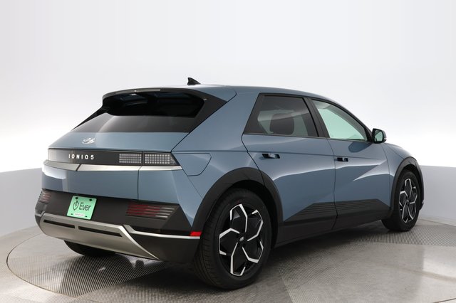 2024 Hyundai IONIQ 5 — photo 2 of 21
