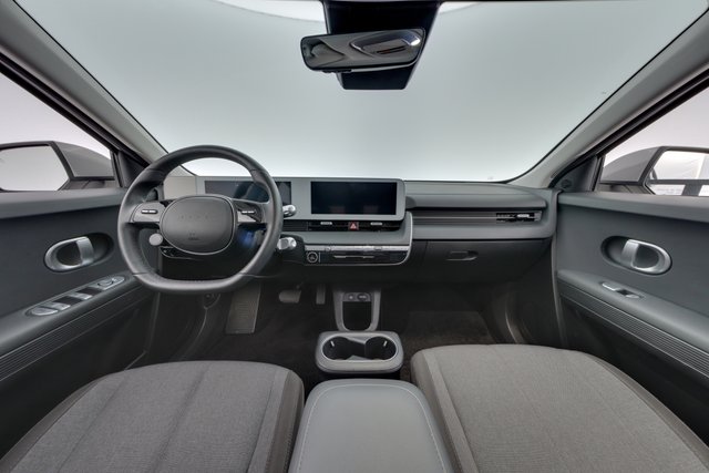 2024 Hyundai IONIQ 5 — photo 21 of 24