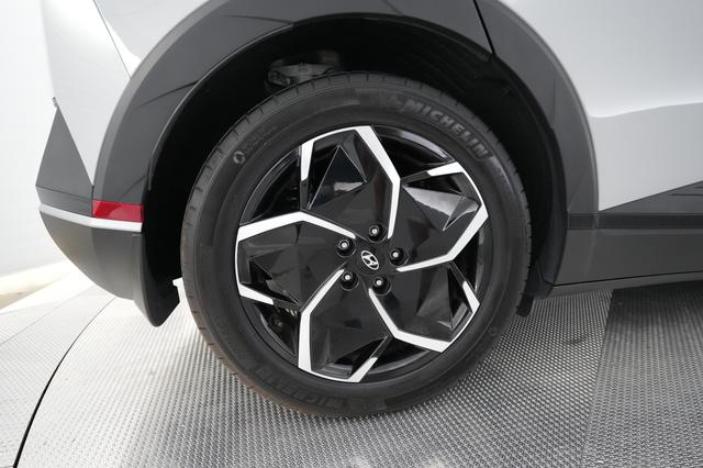 2024 Hyundai IONIQ 5 — photo 7 of 24