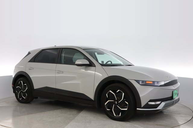 2024 Hyundai IONIQ 5 — photo 11 of 24