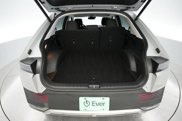 2024 Hyundai IONIQ 5 — photo 6 of 24