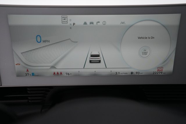 2024 Hyundai IONIQ 5 — photo 5 of 24