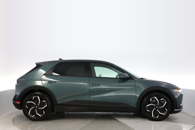 2024 Hyundai IONIQ 5 — photo 10 of 19
