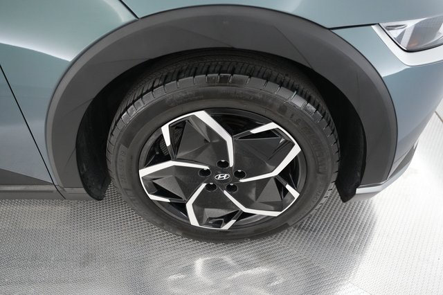 2024 Hyundai IONIQ 5 — photo 13 of 19