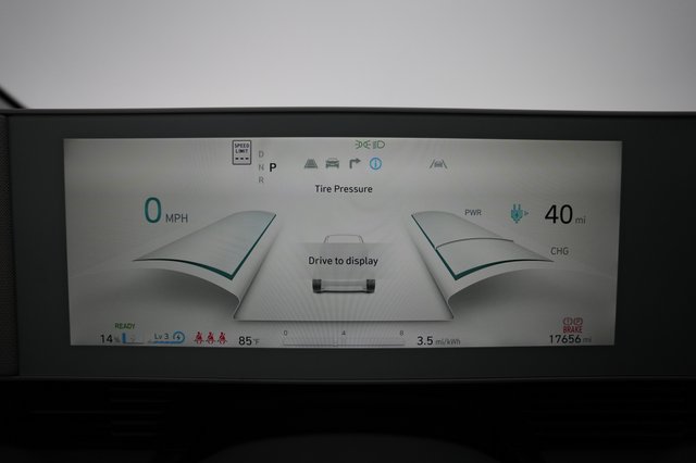 2024 Hyundai IONIQ 5 — photo 5 of 21