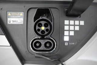 2024 Hyundai IONIQ 5 — photo 8 of 21