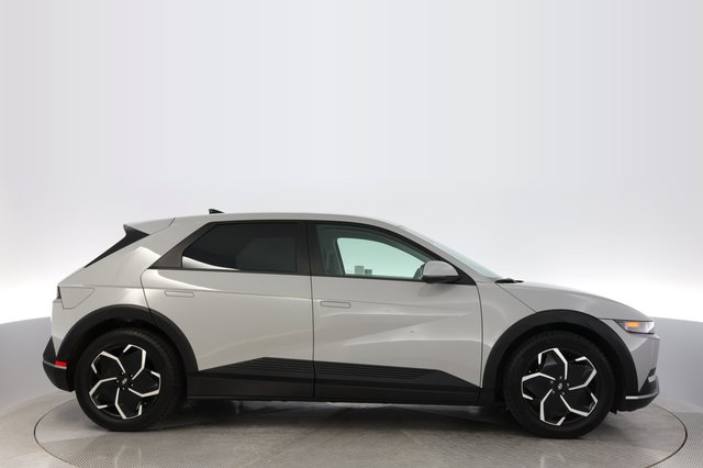 2024 Hyundai IONIQ 5 — photo 10 of 21