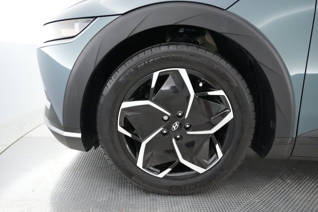 2024 Hyundai IONIQ 5 — photo 16 of 21
