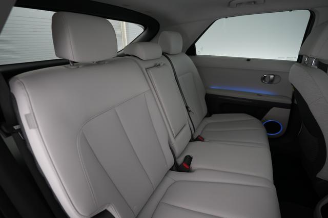 2024 Hyundai IONIQ 5 — photo 4 of 24