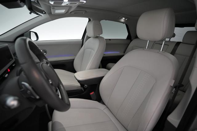 2024 Hyundai IONIQ 5 — photo 3 of 20
