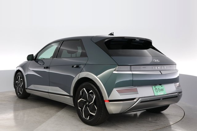 2024 Hyundai IONIQ 5 — photo 13 of 23