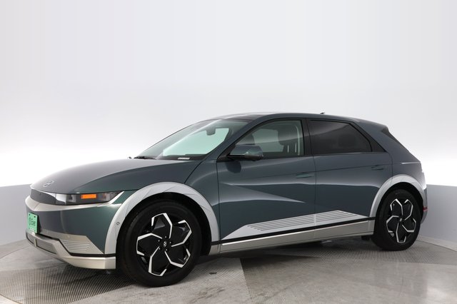 2024 Hyundai IONIQ 5 — photo 14 of 23