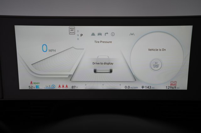 2024 Hyundai IONIQ 5 — photo 5 of 23