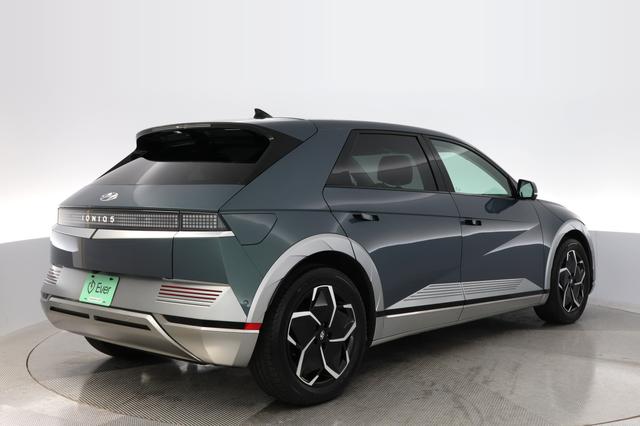 2024 Hyundai IONIQ 5 — photo 2 of 23