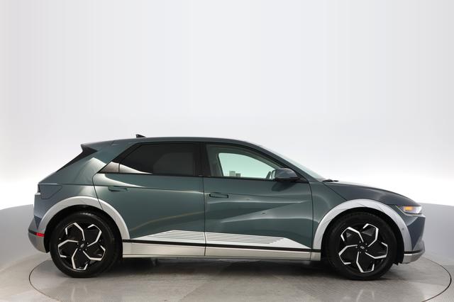 2024 Hyundai IONIQ 5 — photo 10 of 19