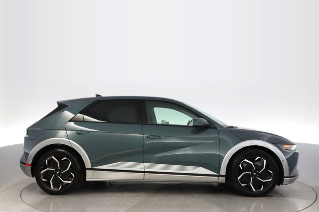2024 Hyundai IONIQ 5 — photo 10 of 19