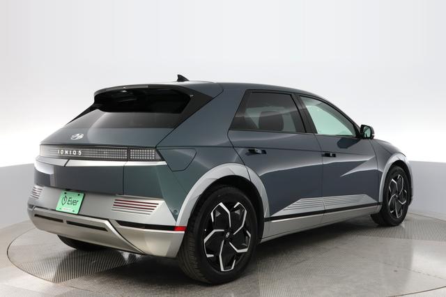 2024 Hyundai IONIQ 5 — photo 2 of 19